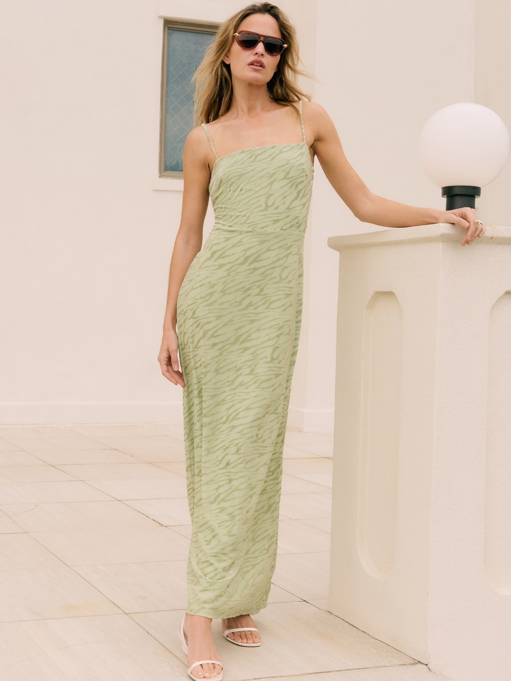 NWT Few Moda Selena Dress size 6 green key lime animal print velvet maxi kourt